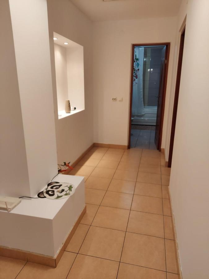 Apartamento Bya Iasi Exterior foto